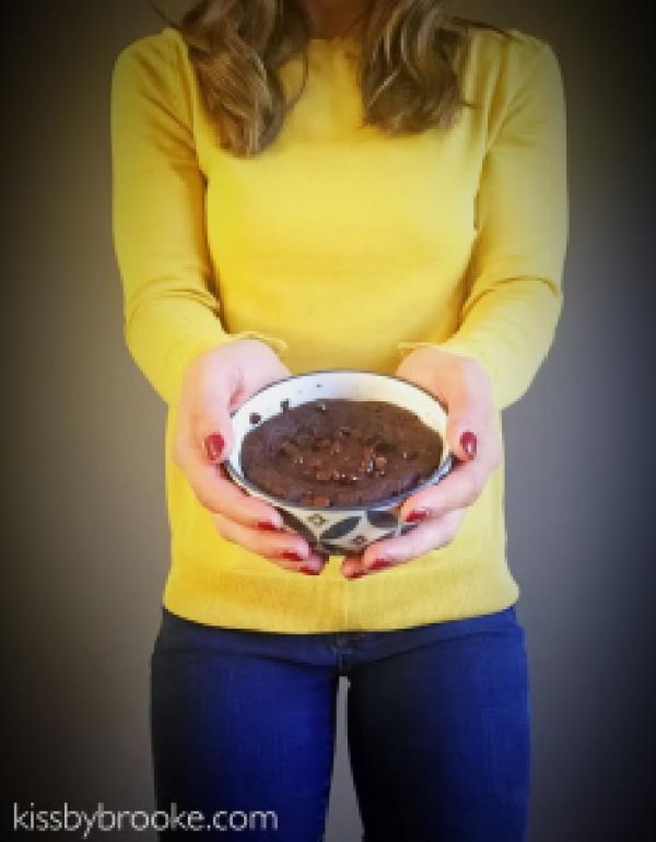 single-serve-chocolate-protein-cake